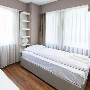 Otel Caupo, İstanbul